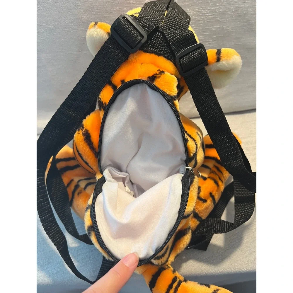 Disney Winnie the Pooh Tigger Plush Backpack Orange Black Striped Character Bag